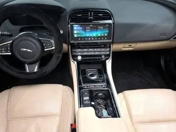 2018 Jaguar XE с пробегом 41 947 км
