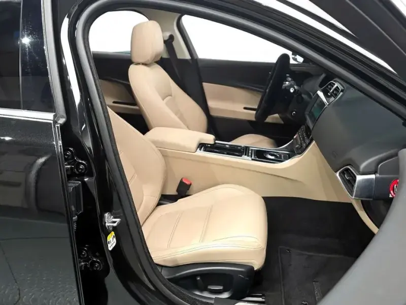 2018 Jaguar XE с пробегом 41 947 км