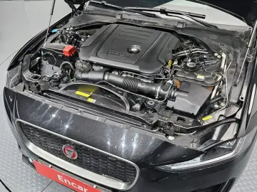 2020 Jaguar XE с пробегом 65 369 км