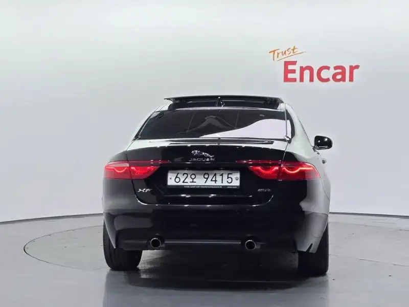2019 Jaguar XF с пробегом 96 758 км