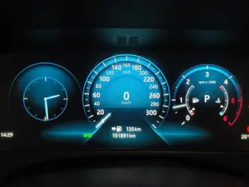 2018 Jaguar XF с пробегом 191 891 км
