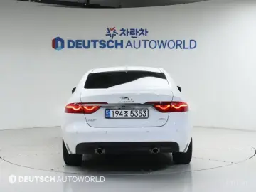 2017 Jaguar XF с пробегом 74 633 км