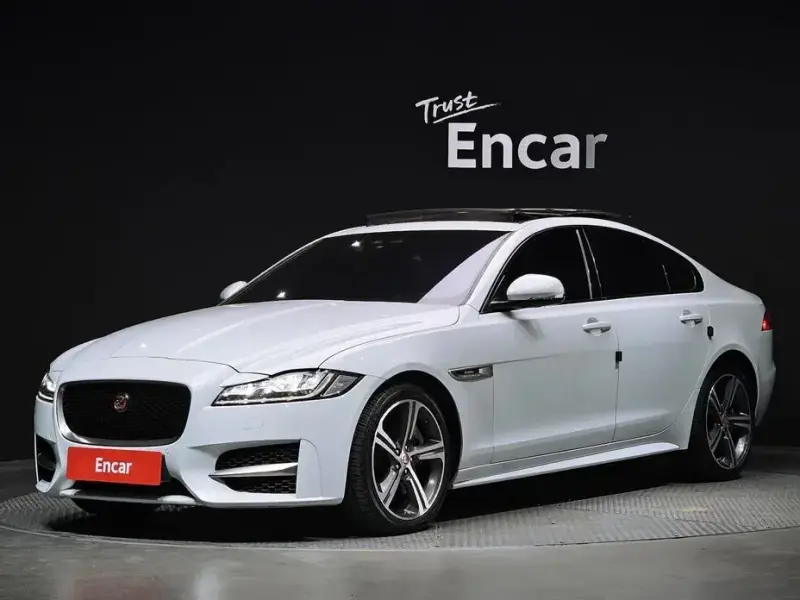 2017 Jaguar XF с пробегом 106 688 км