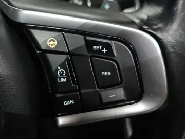 2017 Jaguar XF с пробегом 106 688 км