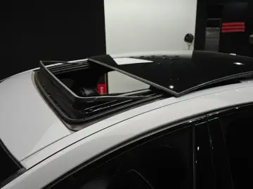 2017 Jaguar XF с пробегом 106 688 км