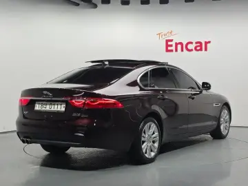 2016 Jaguar XF с пробегом 108 632 км