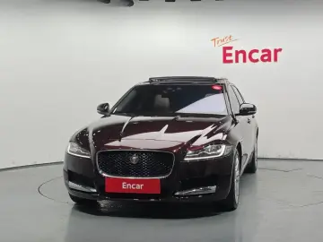 2016 Jaguar XF с пробегом 108 632 км