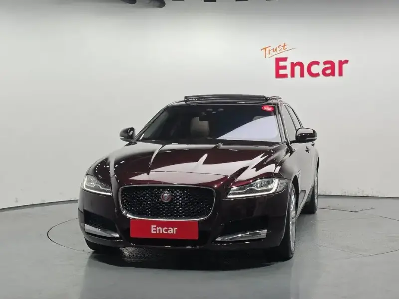 2016 Jaguar XF с пробегом 108 632 км