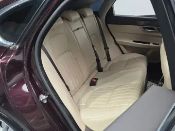 2016 Jaguar XF с пробегом 108 632 км