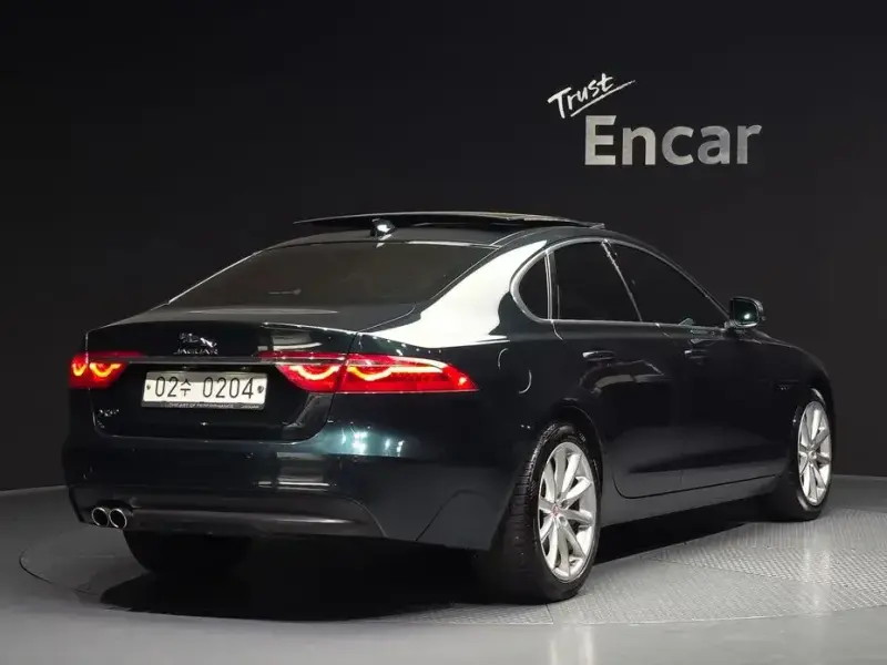 2016 Jaguar XF с пробегом 188 459 км