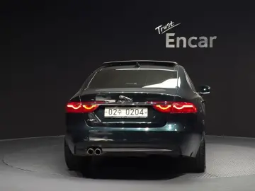 2016 Jaguar XF с пробегом 188 459 км