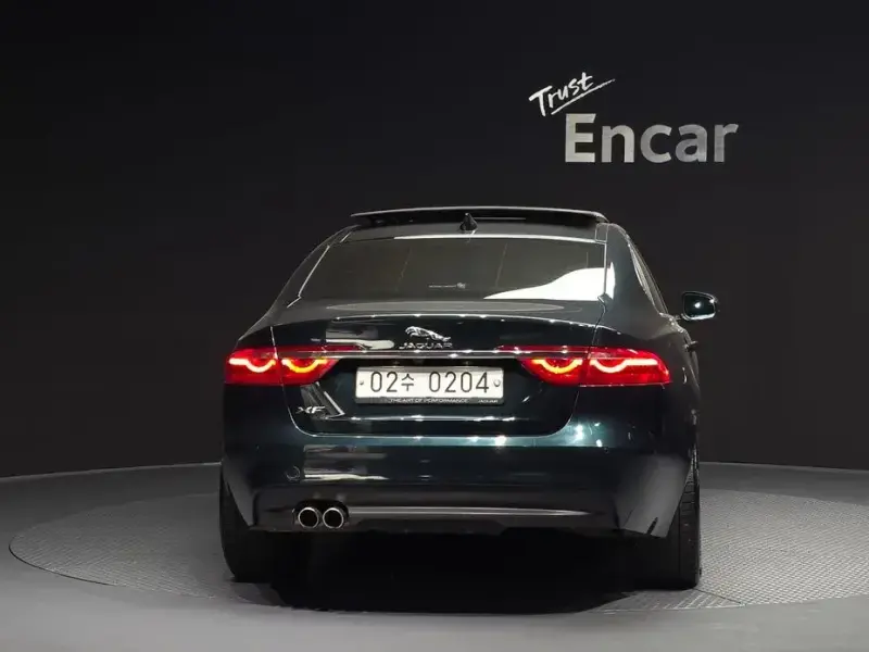 2016 Jaguar XF с пробегом 188 459 км