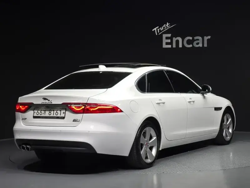 2018 Jaguar XF с пробегом 115 277 км