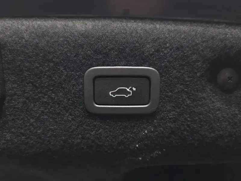 2016 Jaguar XF с пробегом 188 459 км