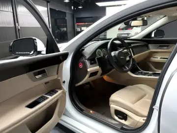2018 Jaguar XF с пробегом 115 277 км