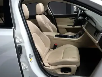 2018 Jaguar XF с пробегом 115 277 км