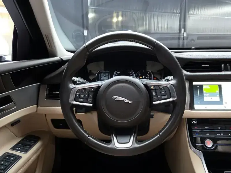 2018 Jaguar XF с пробегом 115 277 км