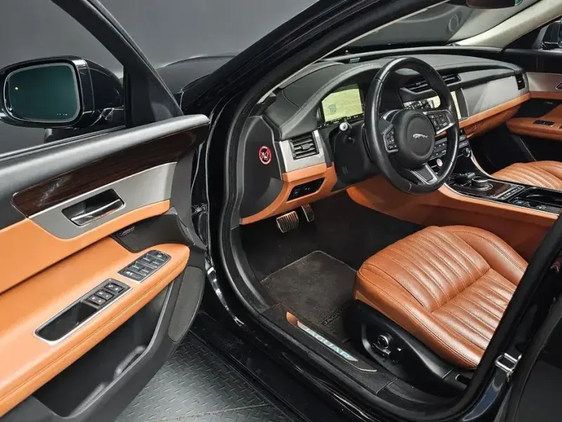 2019 Jaguar XF с пробегом 110 628 км
