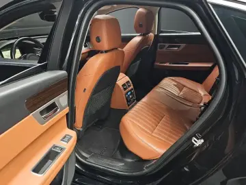 2019 Jaguar XF с пробегом 110 628 км