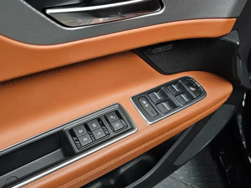 2019 Jaguar XF с пробегом 110 628 км