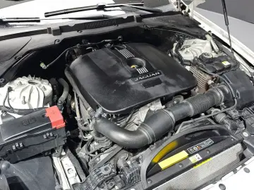 2016 Jaguar XF с пробегом 116 022 км