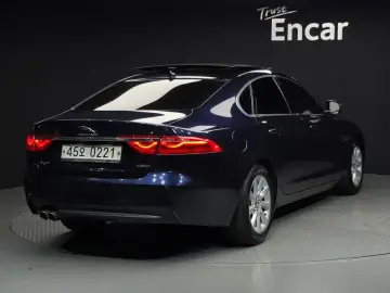 2016 Jaguar XF с пробегом 208 637 км
