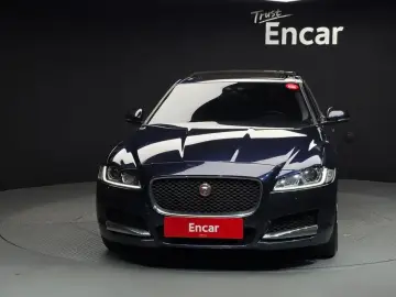 2016 Jaguar XF с пробегом 208 637 км