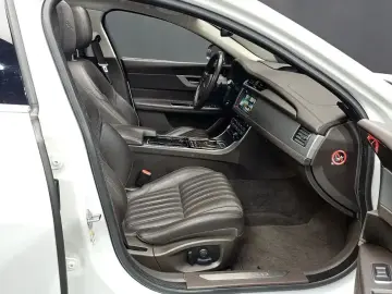 2016 Jaguar XF с пробегом 116 022 км