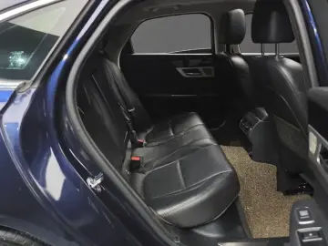 2016 Jaguar XF с пробегом 208 637 км