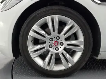 2018 Jaguar XF с пробегом 75 654 км