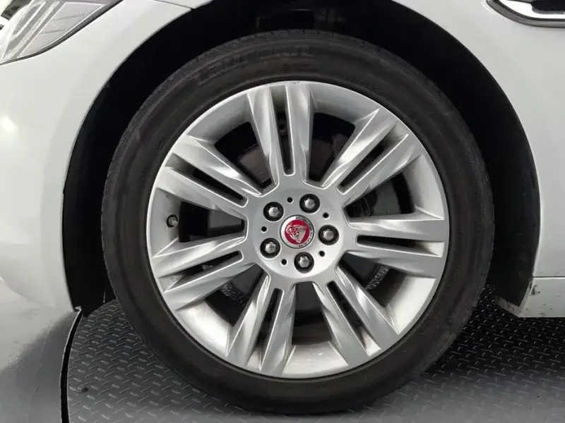 2018 Jaguar XF с пробегом 75 654 км