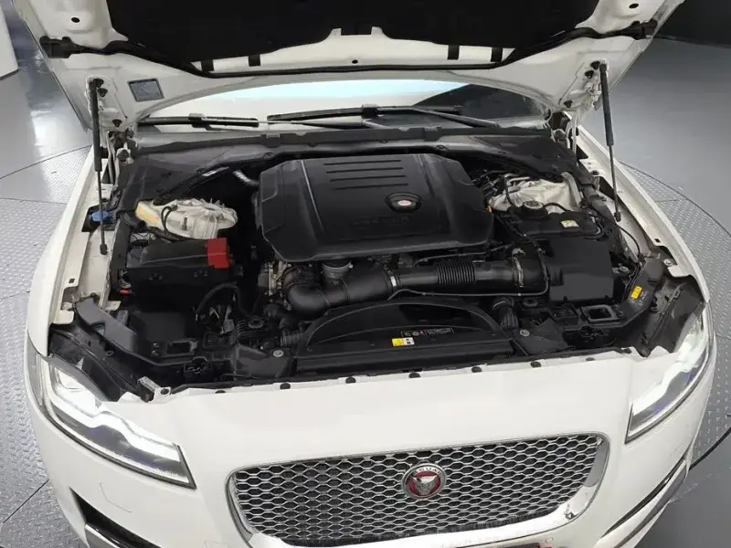 2018 Jaguar XF с пробегом 75 654 км