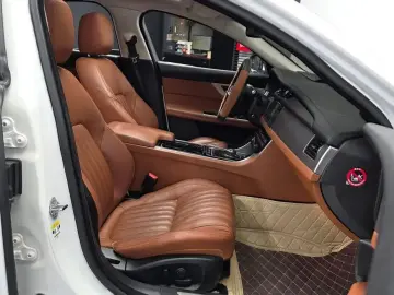 2018 Jaguar XF с пробегом 75 654 км
