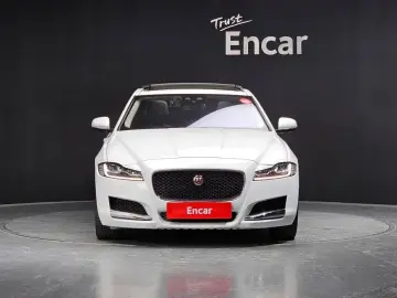 2016 Jaguar XF с пробегом 125 138 км