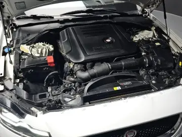 2016 Jaguar XF с пробегом 125 138 км