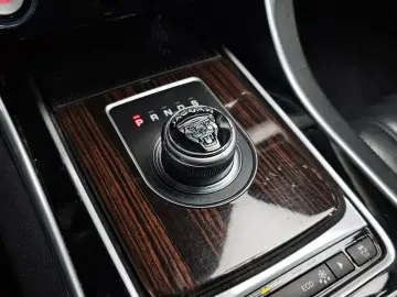 2016 Jaguar XF с пробегом 125 138 км