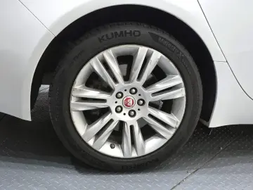 2017 Jaguar XF с пробегом 106 848 км