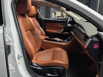2018 Jaguar XF с пробегом 118 236 км