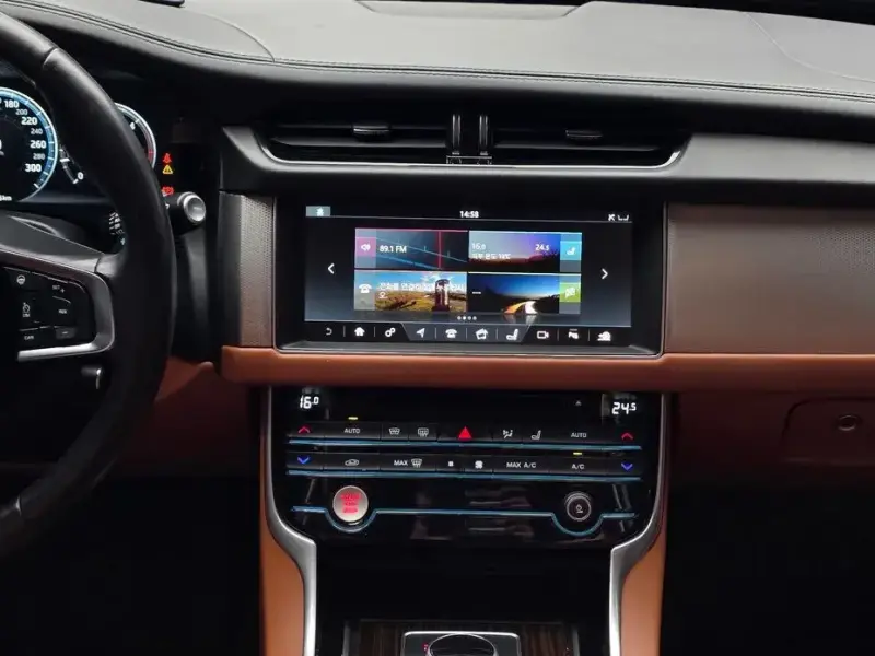 2018 Jaguar XF с пробегом 118 236 км