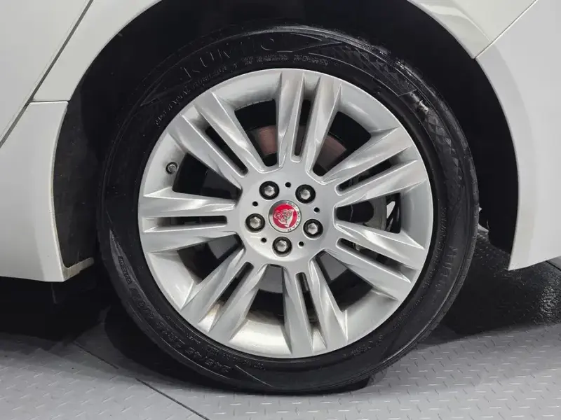 2018 Jaguar XF с пробегом 118 236 км
