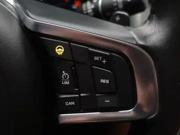 2018 Jaguar XF с пробегом 118 236 км
