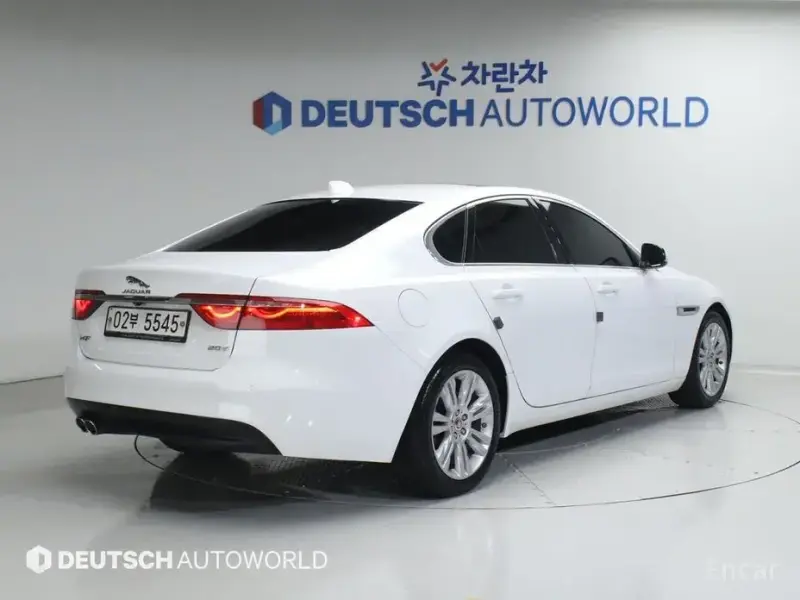 2018 Jaguar XF с пробегом 124 752 км