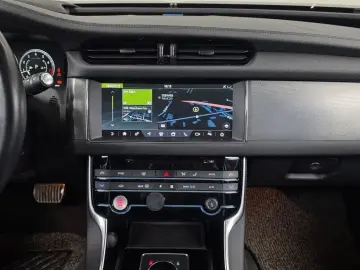 2018 Jaguar XF с пробегом 166 285 км
