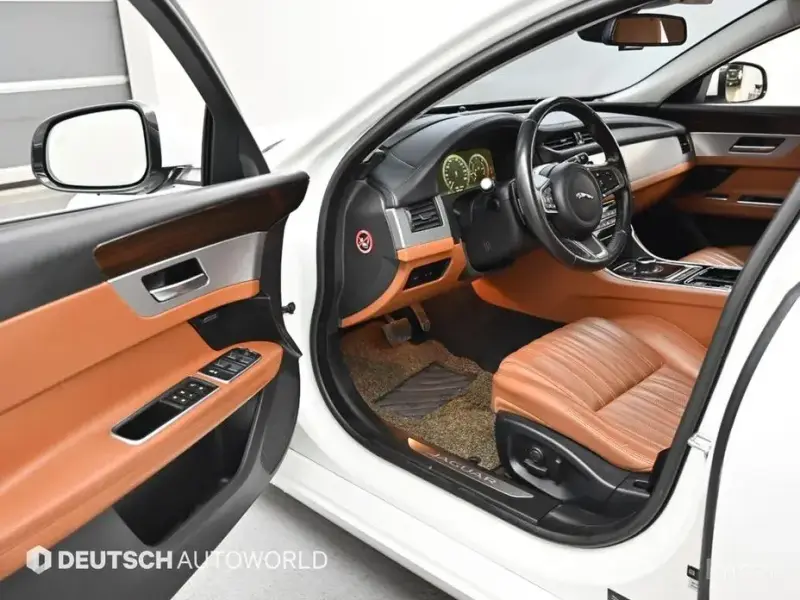 2018 Jaguar XF с пробегом 124 752 км