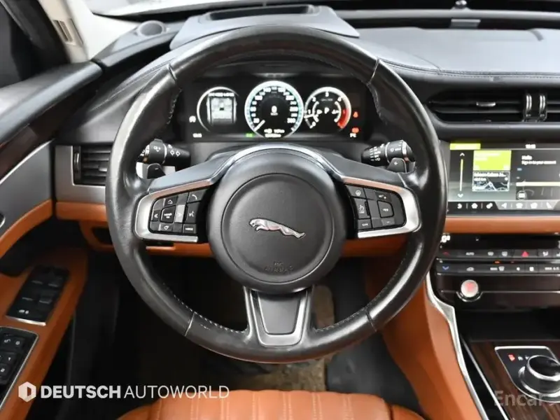 2018 Jaguar XF с пробегом 124 752 км