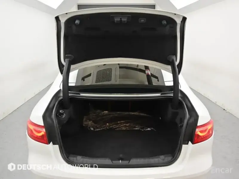 2018 Jaguar XF с пробегом 124 752 км