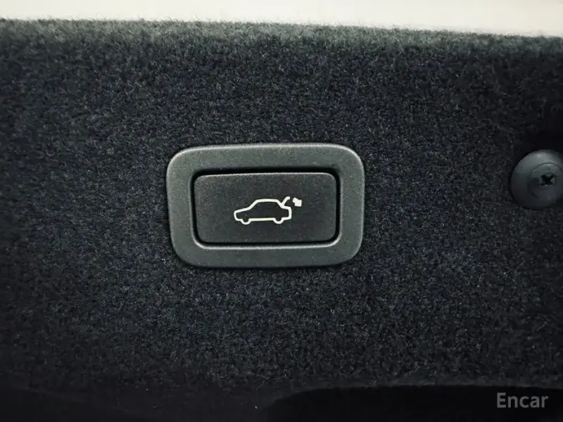2018 Jaguar XF с пробегом 98 015 км