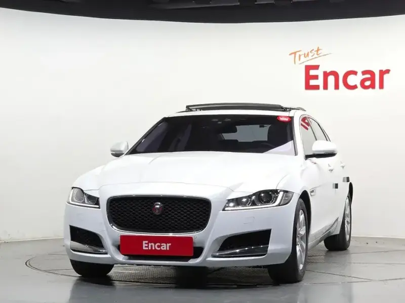 2016 Jaguar XF с пробегом 114 223 км
