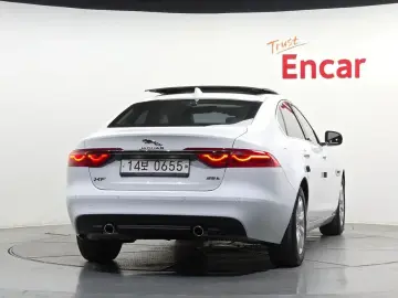 2016 Jaguar XF с пробегом 114 223 км