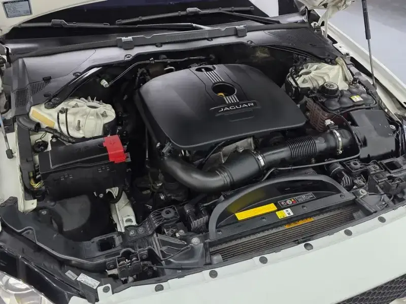 2016 Jaguar XF с пробегом 114 223 км